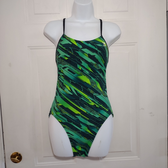 TYR Miramar Diamond Fit Women’s Swimsuit. Size 34 - Picture 9 of 11